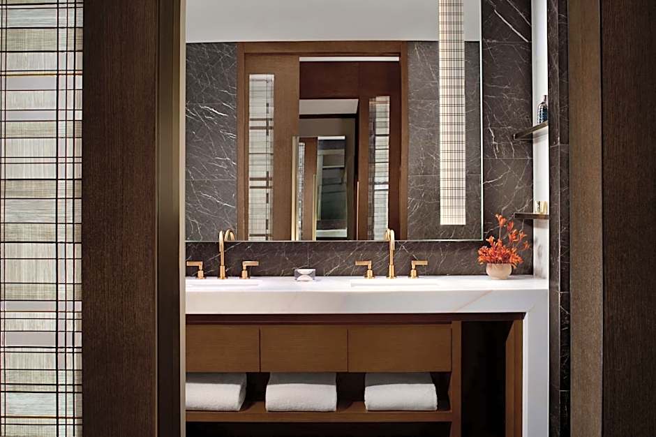 The Ritz-Carlton, Melbourne