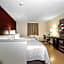 Red Roof PLUS & Suites Opelika