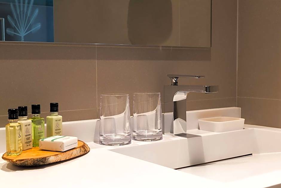 Hotel L'Arbre Voyageur - LILLE