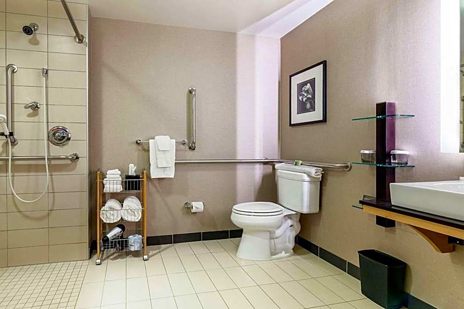 Cambria Hotel Pittsburgh - Downtown