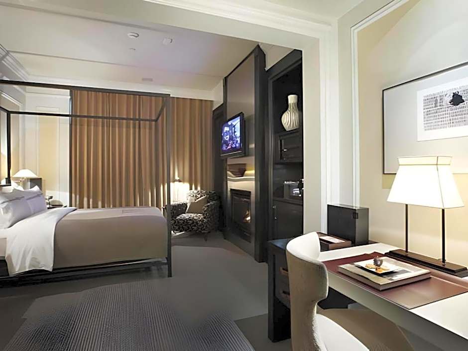 Fifteen Beacon Hotel