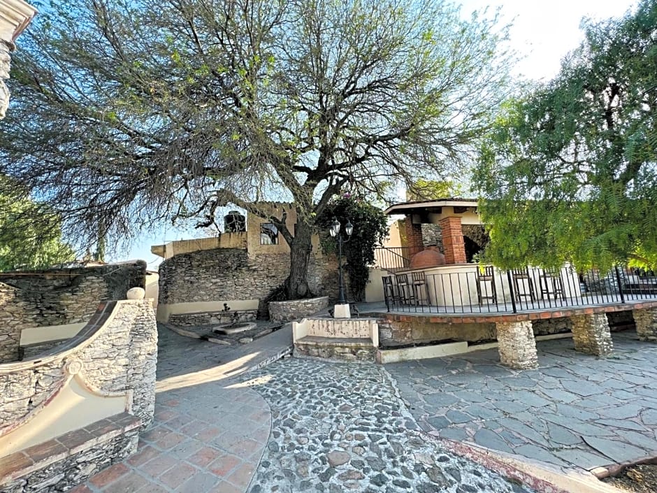 Hotel Parador Vernal