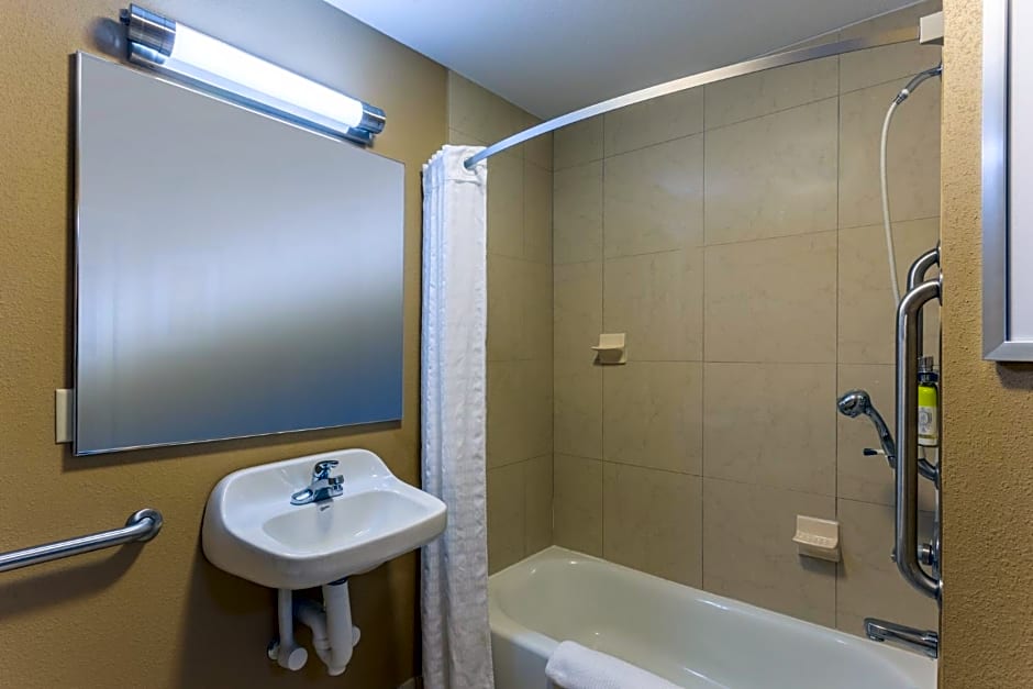 Candlewood Suites South Bend Airport By IHG