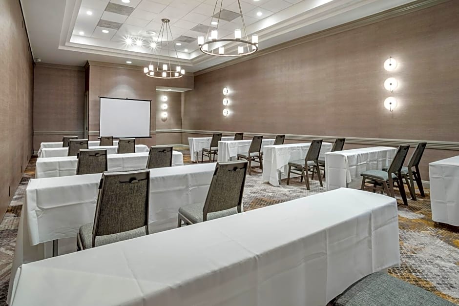 Sheraton Suites Wilmington Downtown
