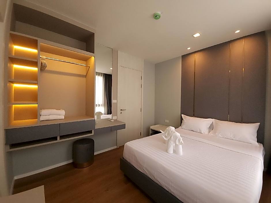 Kamala Regent Residence