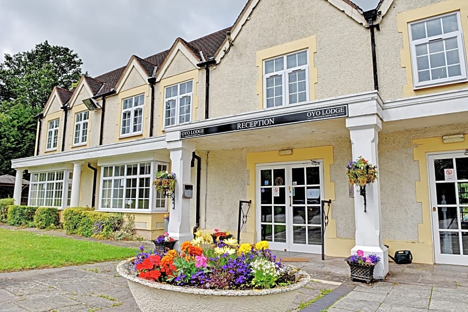 Lodge - Birmingham Airport & Nec