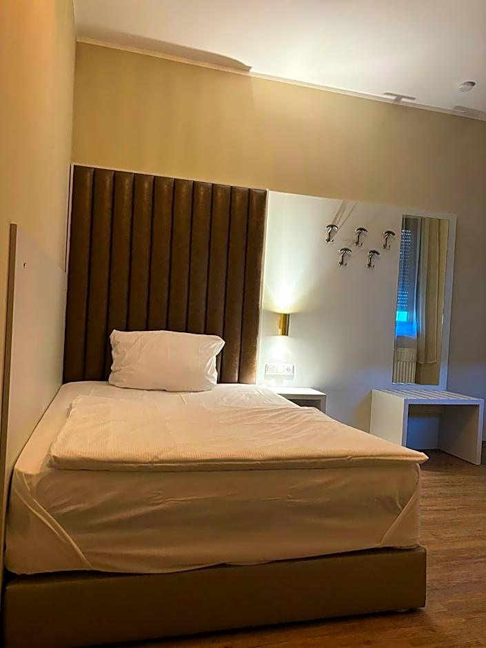 Hotel Athen Kelsterbach Frankfurt Airport