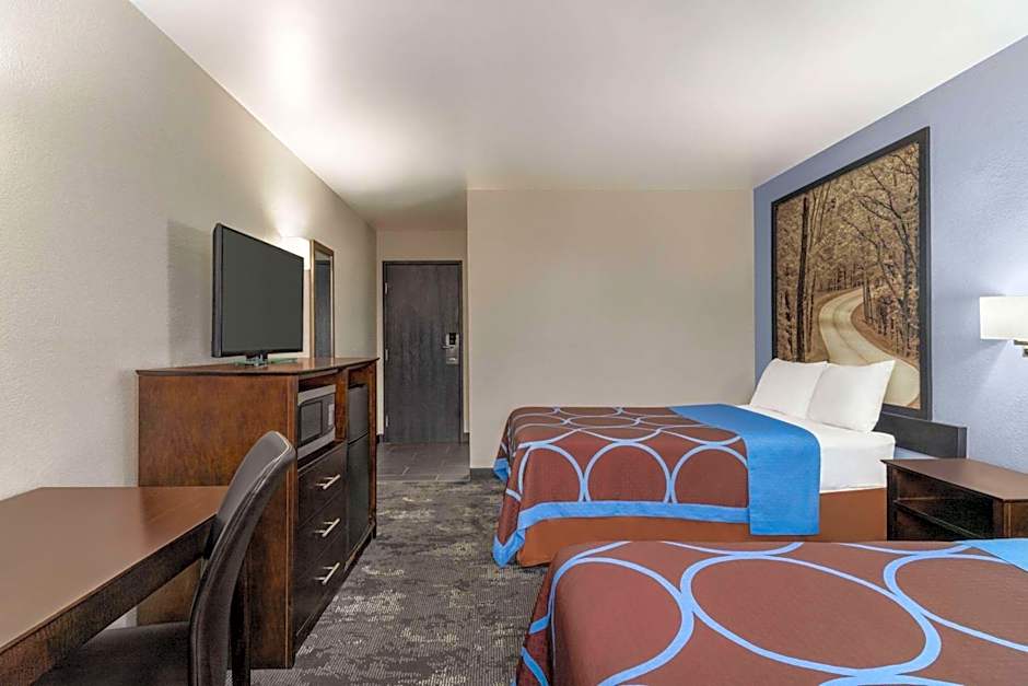  Super 8 by Wyndham Columbus/Edinburgh