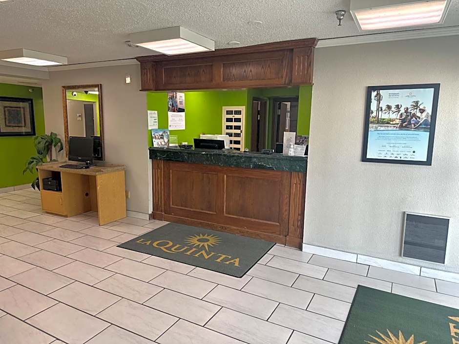 La Quinta Inn & Suites by Wyndham Omaha Southwest