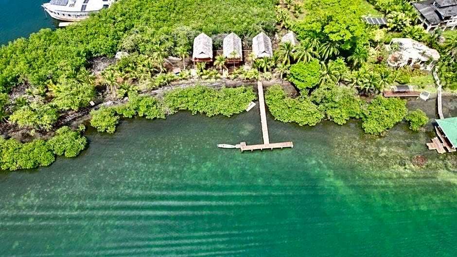 Akwaba Lodge Island Boutique Hotel