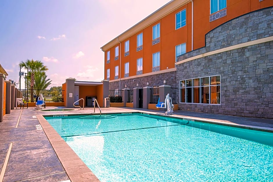 Holiday Inn Express Hotel & Suites Clute-Lake Jackson