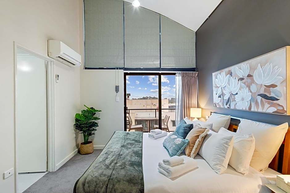 Luxurious City Apartment