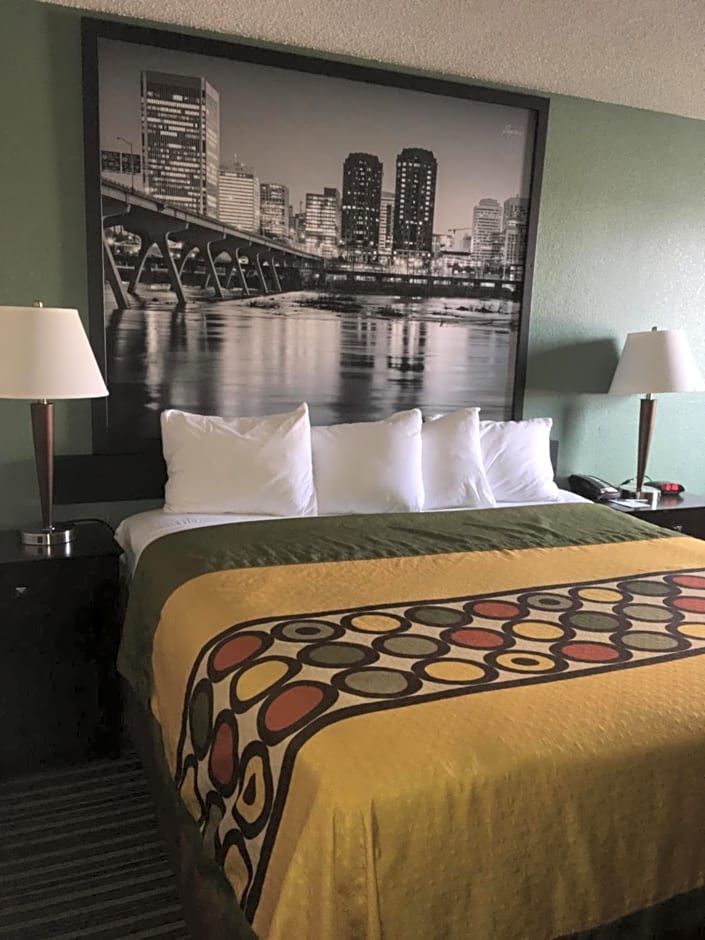 Super 8 by Wyndham Richmond Midlothian Turnpike