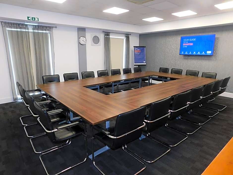 Holiday Inn Express Nuneaton By IHG