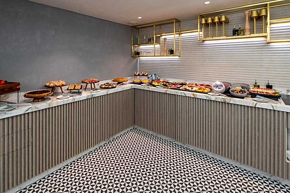 Crowne Plaza Constanta Mamaia Beach By IHG