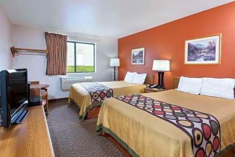 Queen Room with Two Queen Beds - Non-Smoking