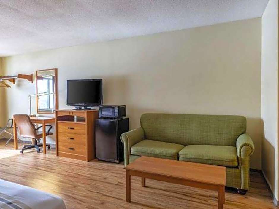 Econo Lodge Ithaca