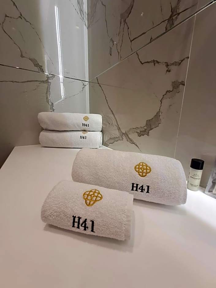 H41 Luxury Suites