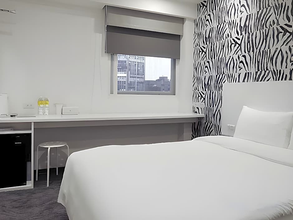 CHECK inn Express Taipei Yongkang