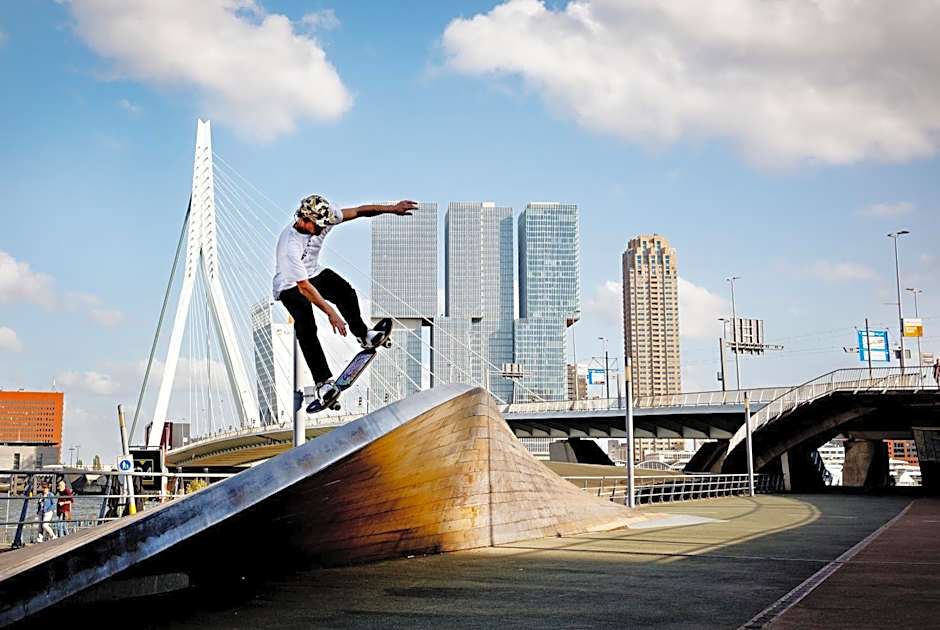 DoubleTree by Hilton Rotterdam Centre