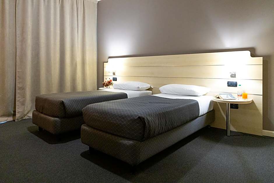 Hotel Giallo