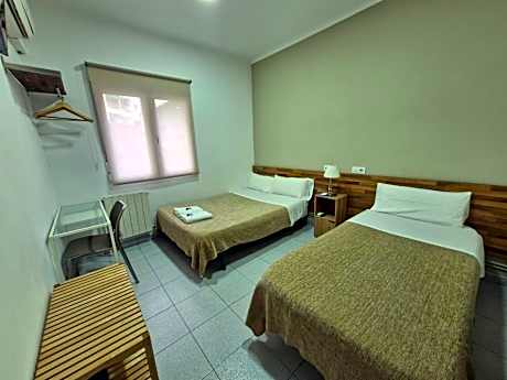 Triple Room with Shared Bathroom