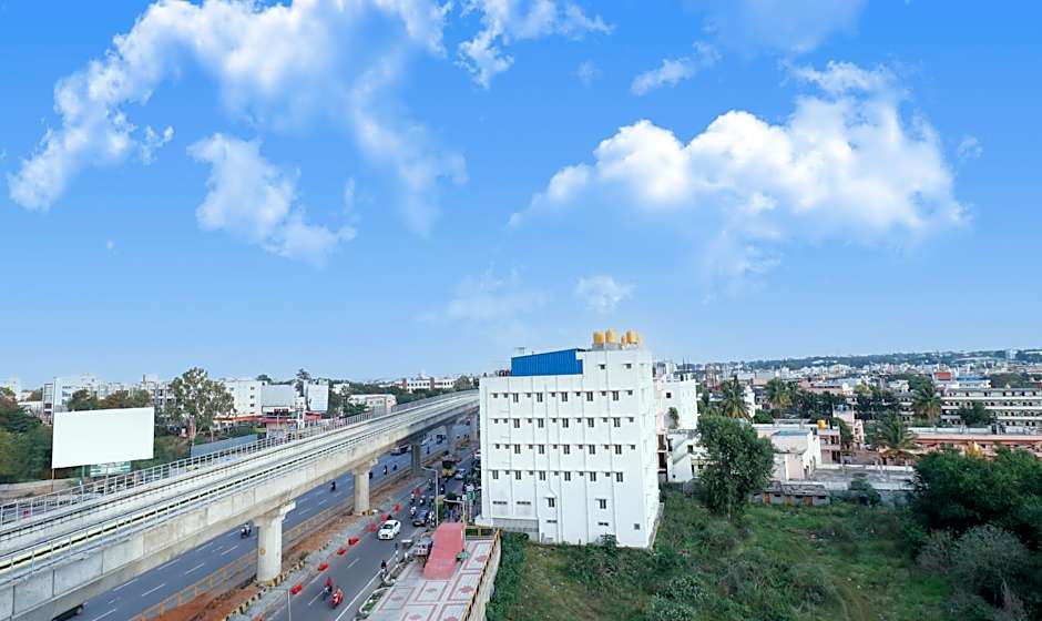 Itsy Hotels Silver Keys