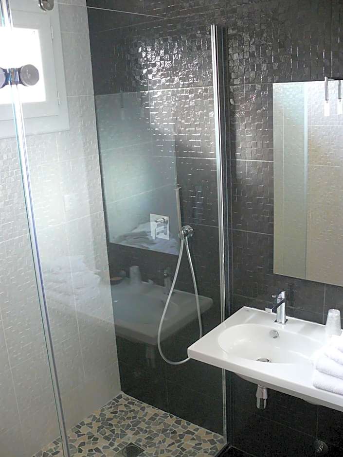 Les Criquets Hôtel & Spa