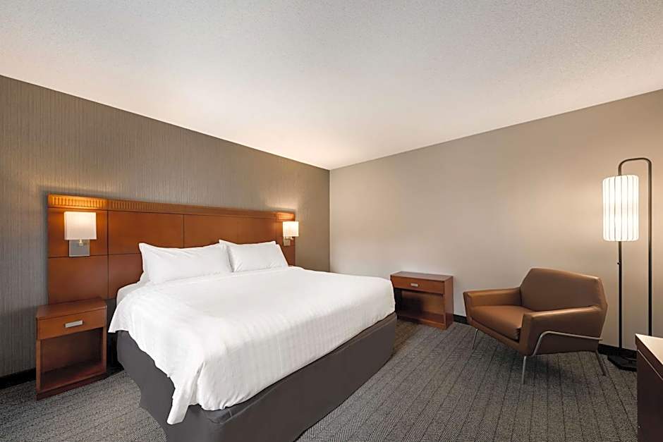 Sonesta Select San Jose Airport