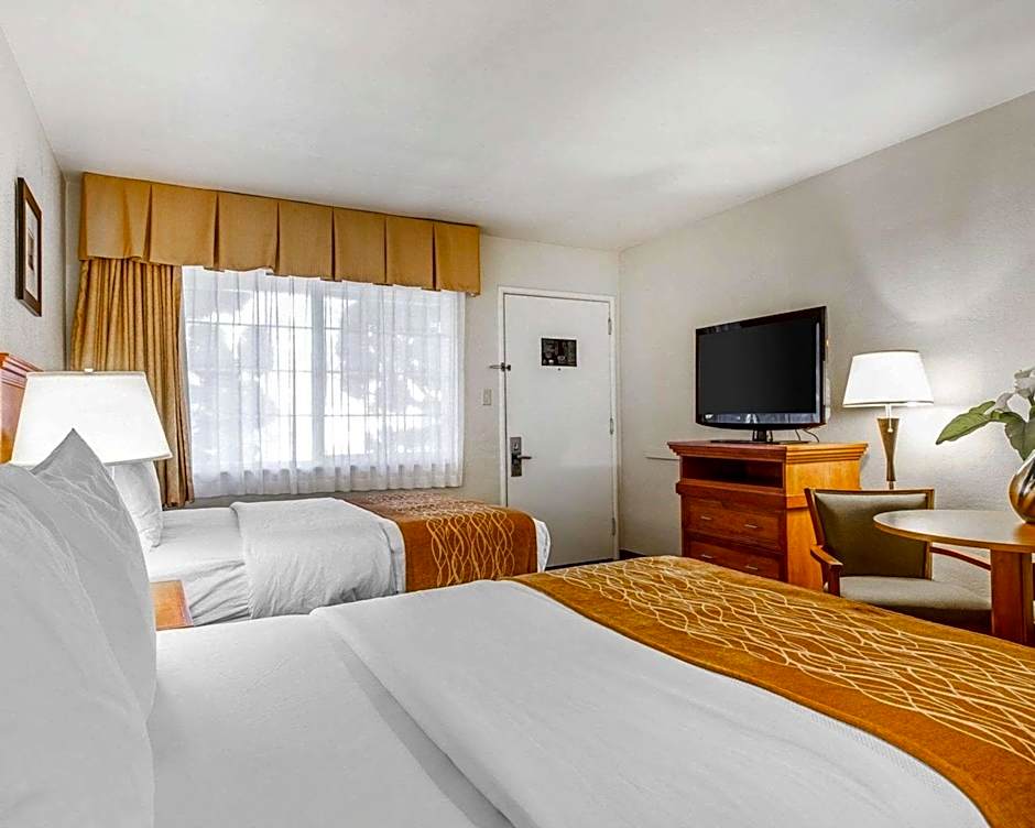 The Inn at 1252 Monterey