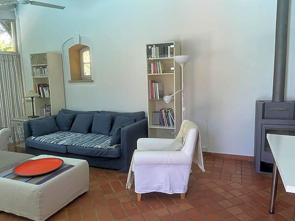 Agréable maison de 65 m2 avec grande piscine