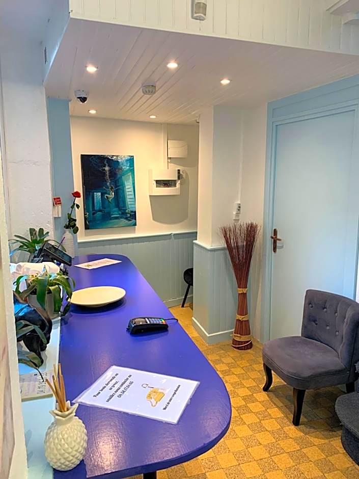 Initial by balladins, Hôtel Restaurant Broisin