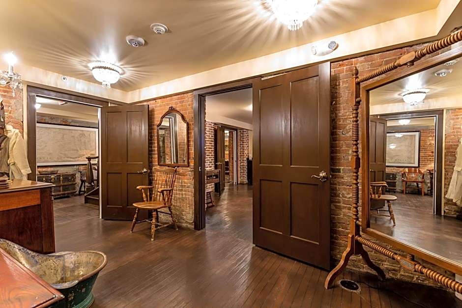 Steele Mansion Inn & Gathering Hub