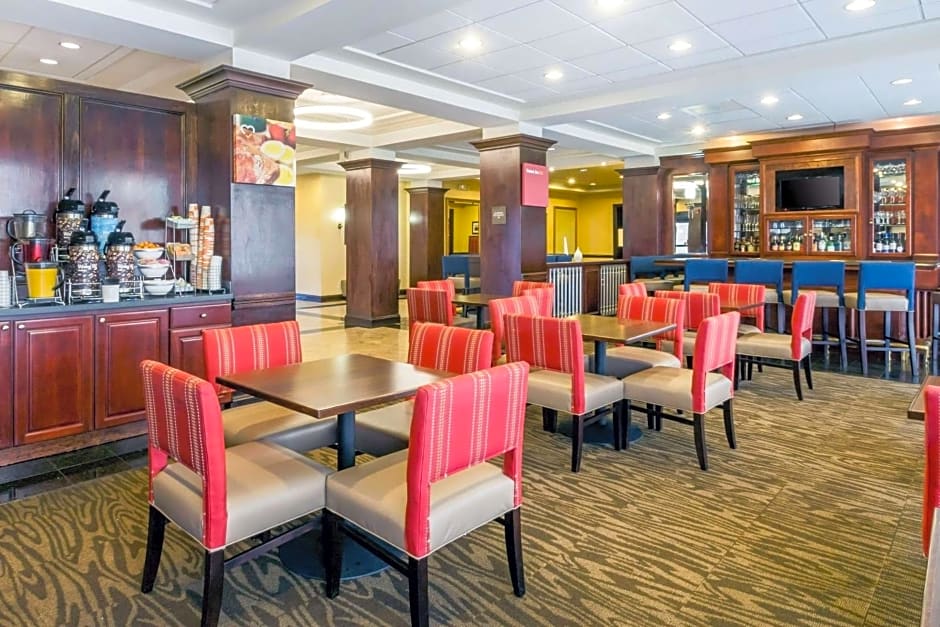 Comfort Suites Avenel