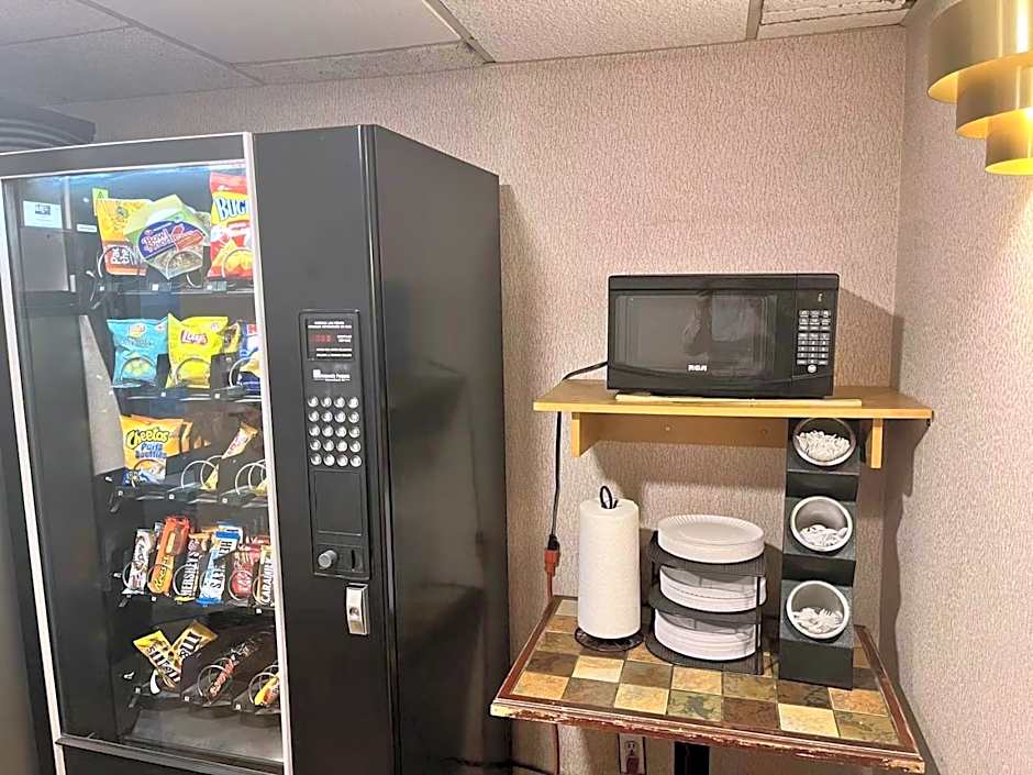 Econo Lodge Quebec Airport