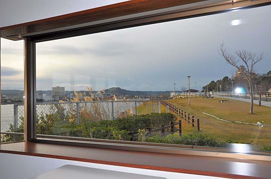Riverside Hotel Karatsu Castle