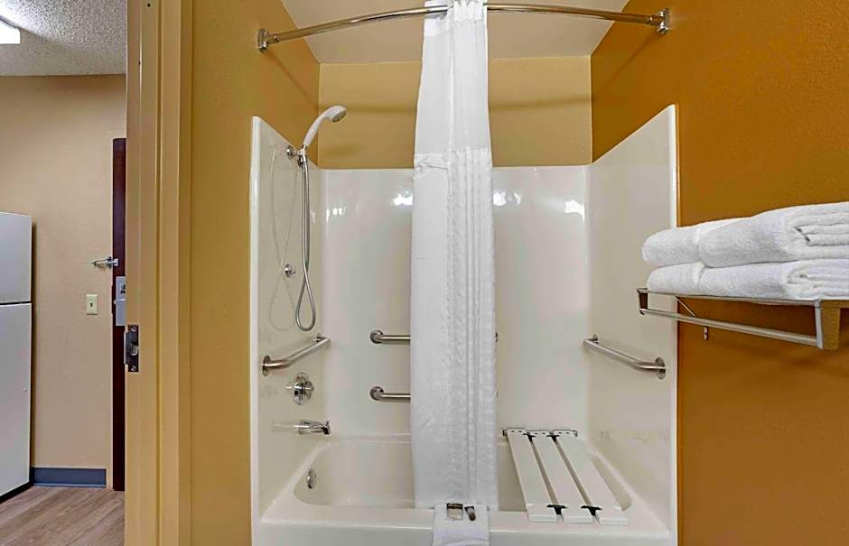 Extended Stay America Select Suites - Springfield - South
