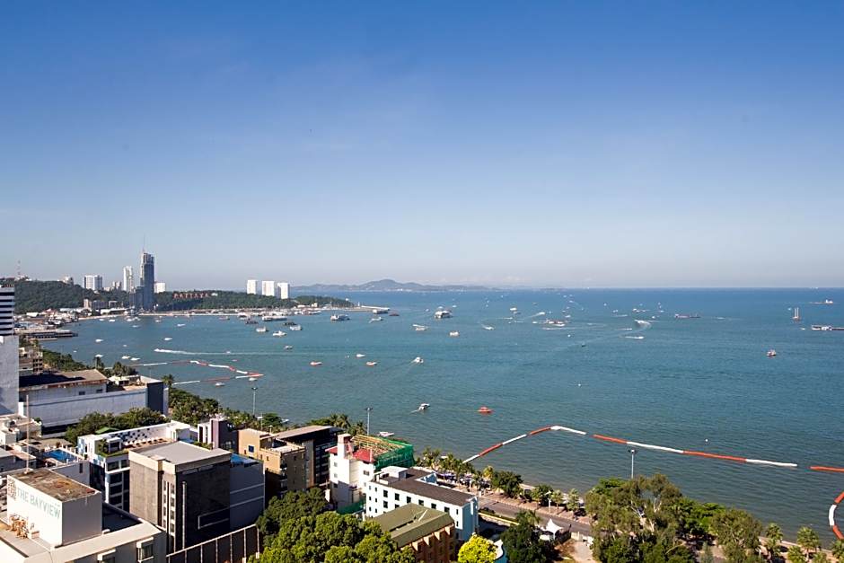 View Talay 6 by Pat 42