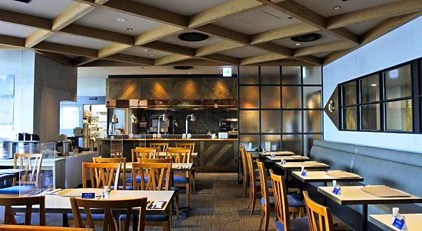 Kawasaki King Skyfront Tokyu REI Hotel