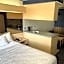 Days Inn & Suites by Wyndham Hutchinson
