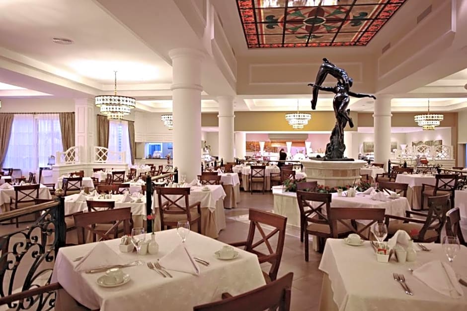 Bahia Principe Luxury Bouganville Adults Only