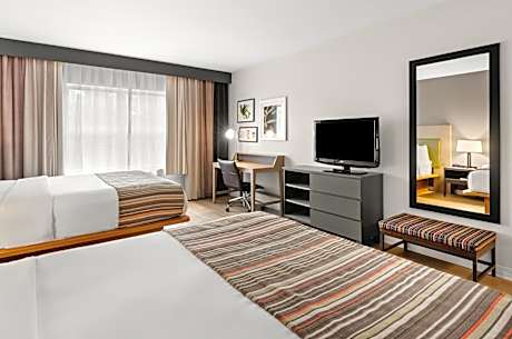 Studio Suite with Two Queen Beds