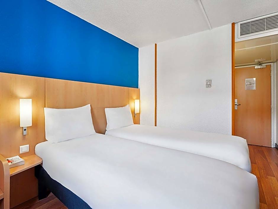 ibis Paris Porte D'Orleans