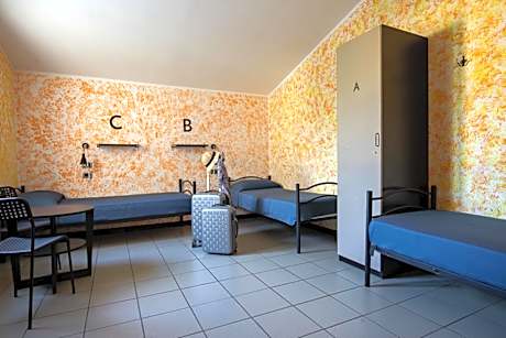 Triple Room with Private External Bathroom