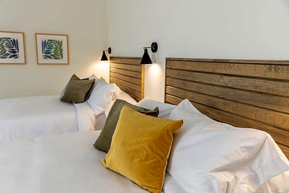 Hilltop 104 Inn at Old Beach