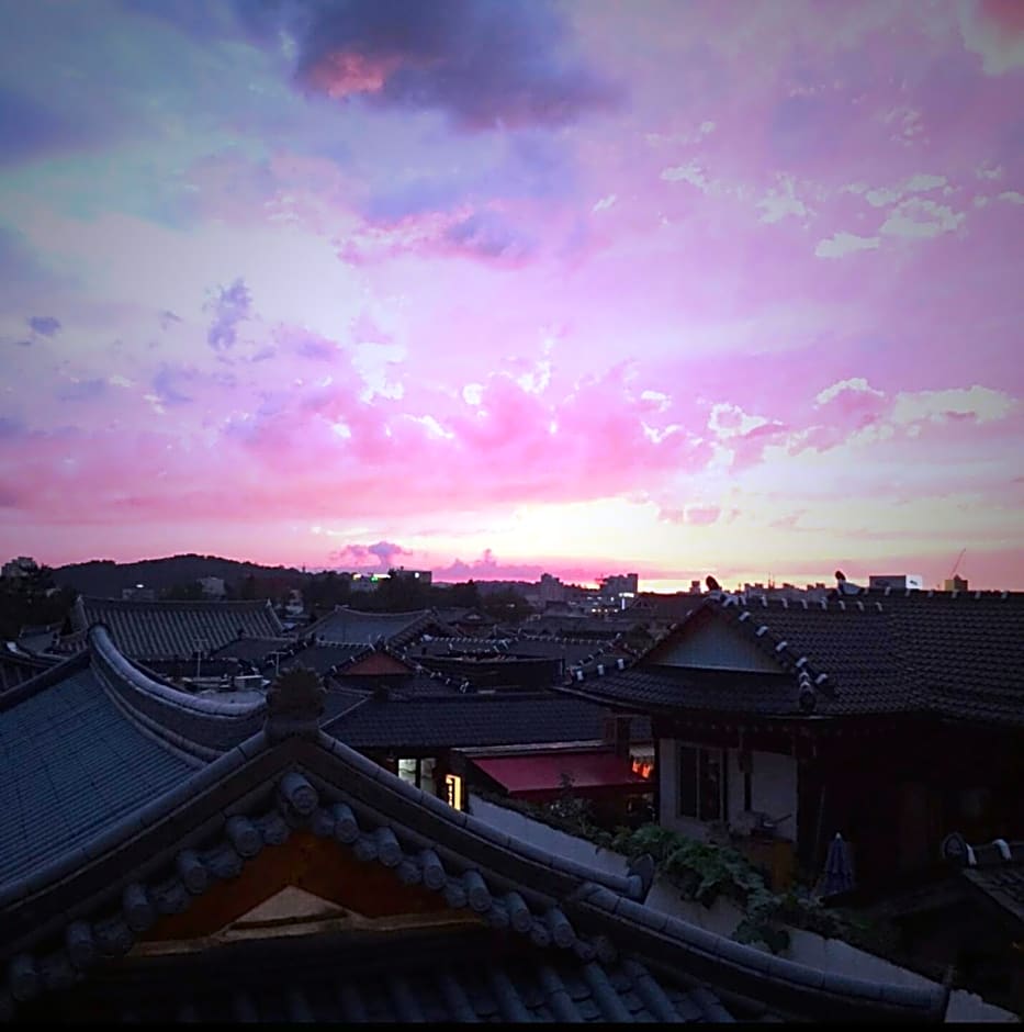 Laon Hanok Gguljam