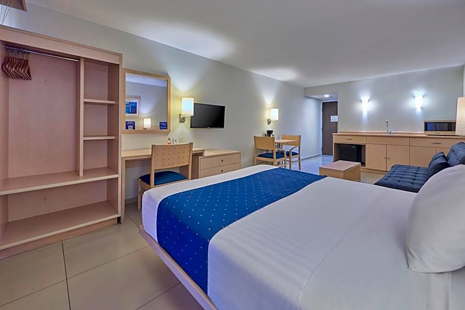 City Express by Marriott Manzanillo