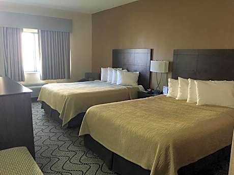 Queen Room with Two Queen Beds - Non-Smoking