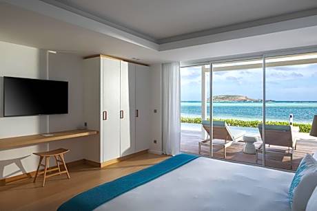 Villa Aqua or Bleu 6-Bedroom