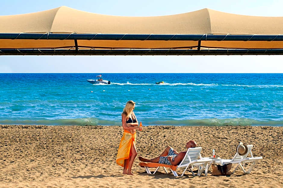 Novum Garden Side Hotel